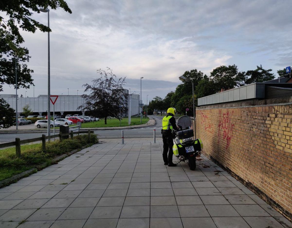 Politiet besøgte Østervangsskolen i Randers 13. august. Newsbreak.dk var med. Foto: Newsbreak.dk