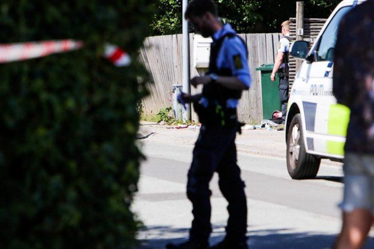 Sådan så der ud i Søborg 30. juni. Nu er en person anholdt. KLIK for flere billeder. Foto: Presse-fotos.dk.