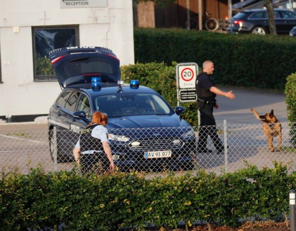 Politiet rykkede ud tirsdag den 25. juni om aftenen. Foto: Presse-fotos.dk.