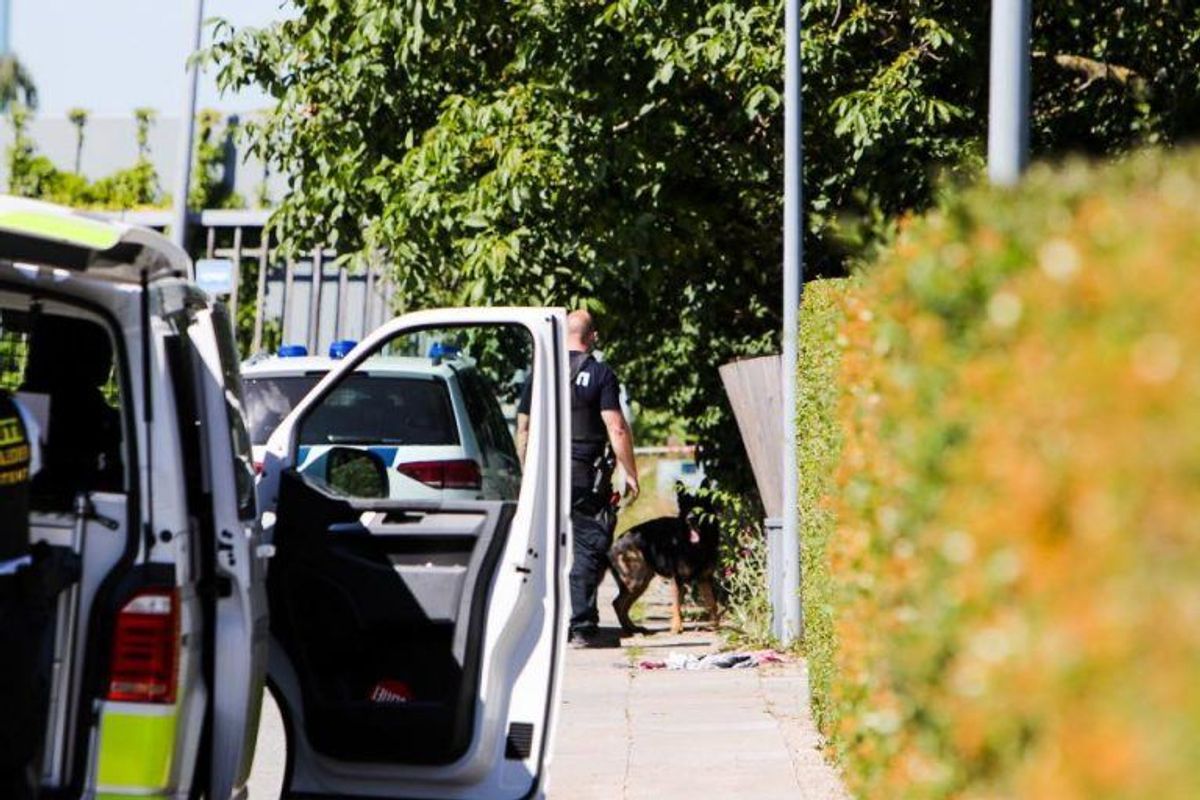 Sådan så der ud i Søborg 30. juni. Nu er en person anholdt. KLIK for flere billeder. Foto: Presse-fotos.dk.