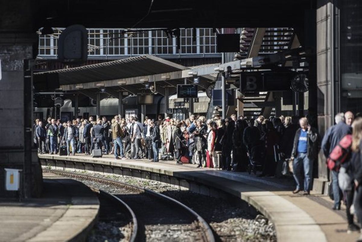 Natten til torsdag anholdt betjente fra Københavns Politi tre personer på sporene omkring Hovedbanegården. (Arkivfoto) Foto: ólafur Steinar Gestsson/Scanpix