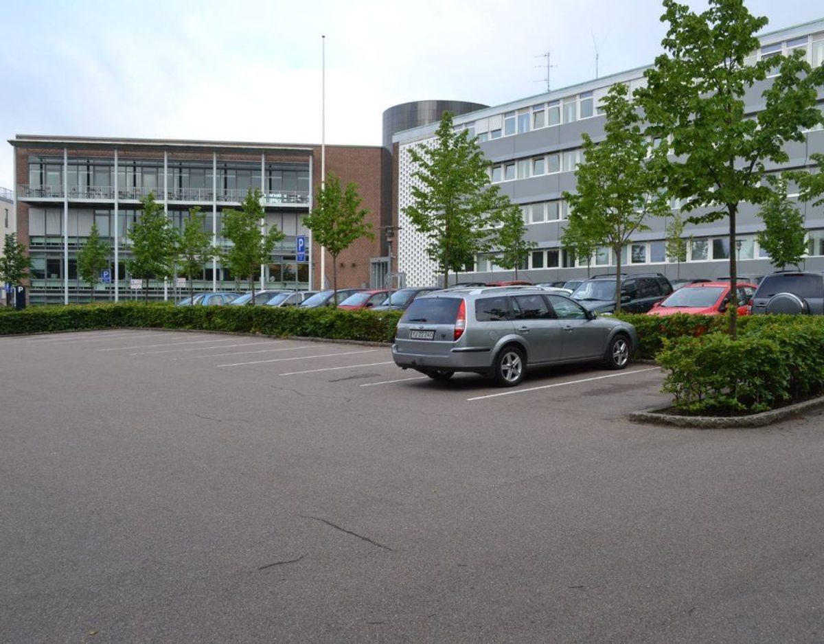 Det er på politistationen i Randers, at de har problemer med strømmen, derfor kan de heller ikke ekspedere borgere på stationen. Foto: Østjyllands Politi