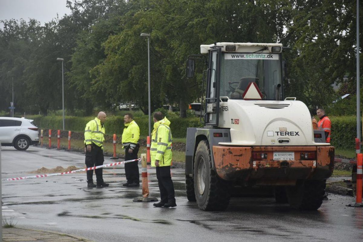 En cyklist er tirsdag død, efter at være kørt ind i en gummiged. KLIK for flere billeder. Foto: Presse-fotos.dk.