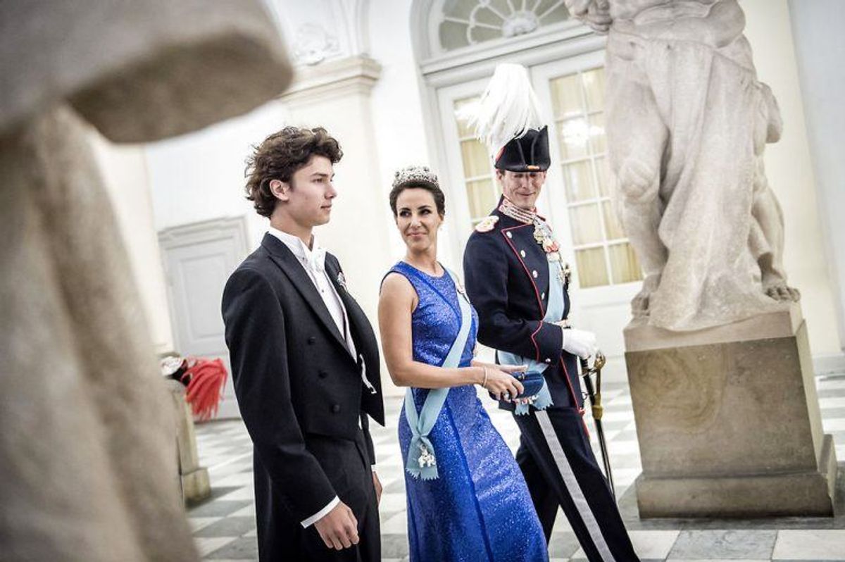 Gallataffel på Christiansborg Slot i anledning af H. K. H. Kronprinsens 50-års fødselsdag den 26. maj 2018. Prins Nikolai, Prinsesse Marie og Prins Joachim.