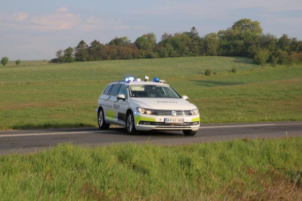 En alvorlig ulykke ved Slangerup har spærret en hovedvej i begge retninger. KLIK for mere info. Foto: Presse-fotos.