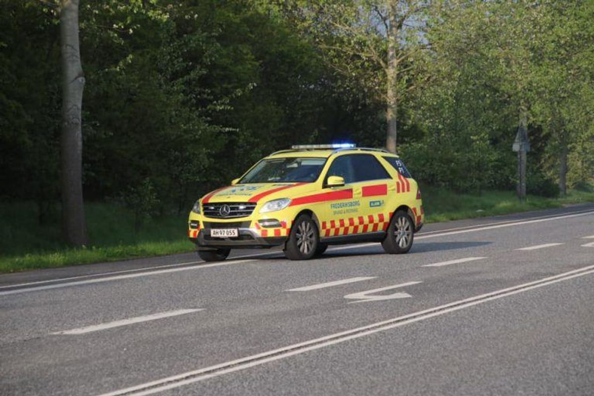 En alvorlig ulykke ved Slangerup har spærret en hovedvej i begge retninger. KLIK for mere info. Foto: Presse-fotos.