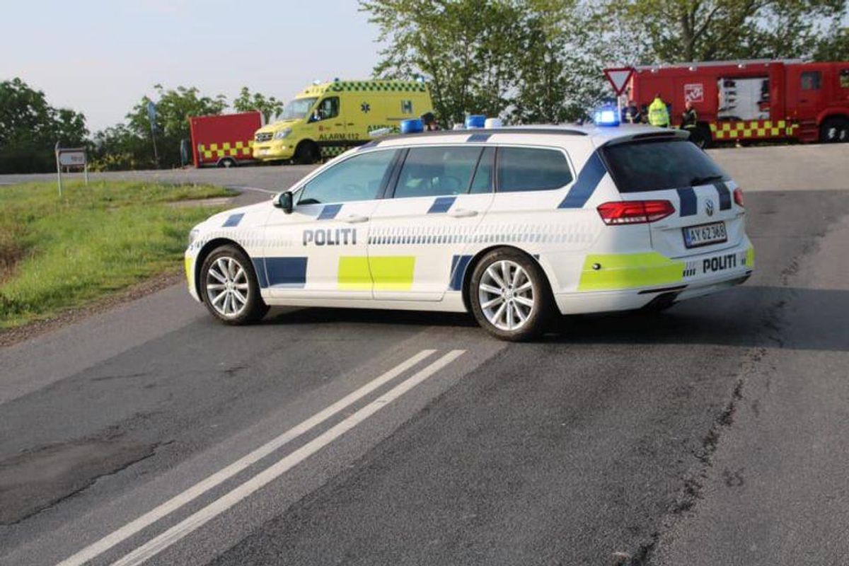 En alvorlig ulykke ved Slangerup har spærret en hovedvej i begge retninger. KLIK for mere info. Foto: Presse-fotos.