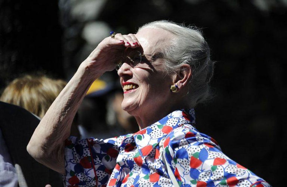 SPECIAL SCANPIX The Danish Queen Margarethe II visits the Recoleta Cemeter. There the queen visits the tomb of the famous Danish doctor Carlos Fürst. city of Buenos Aires on March 17, 2019.. (Foto: JAVIER GONZALEZ TOLEDO/Ritzau Scanpix)