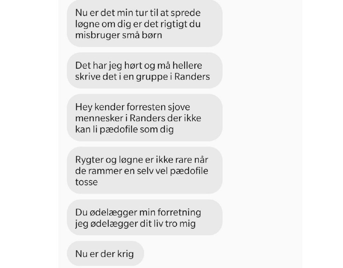 Beskederne – og der er mange – bliver voldsommere og mere anklagende. Foto: Newsbreak.dk/Privat