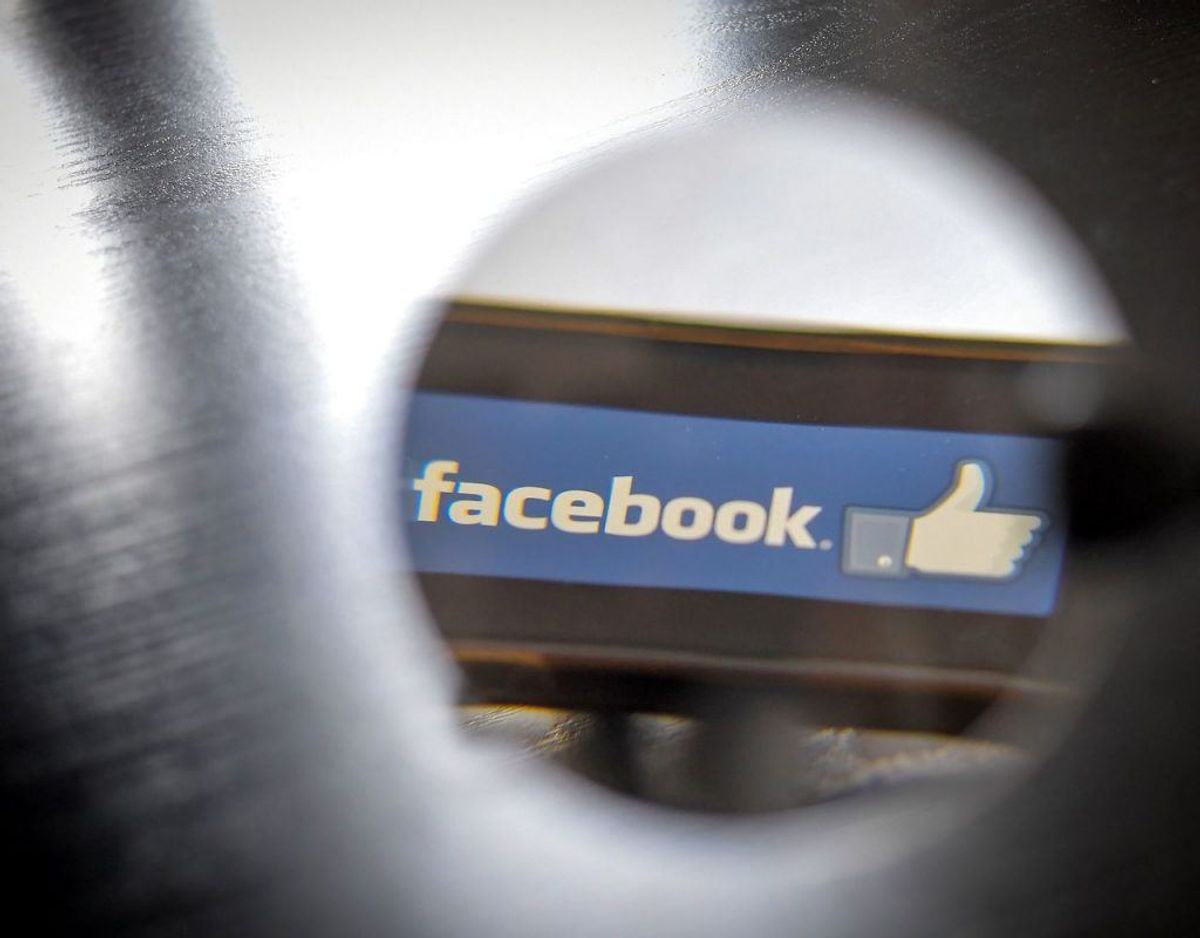 Talrige kunder klager over Facebook-sider, der udlover smykker gennem konkurrencer og auktioner. De ser dog ikke skyggen af varerne, når først der er betalt. Klik dig gennem galleriet og bliv klogere – og se eksempler. Foto: Scanpix