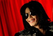 Michael Jackson-film kan nu ses i Danmark