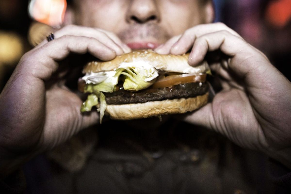 Vil du sætte tænderne i en burger fra restauranten? (Foto: Scanpix)