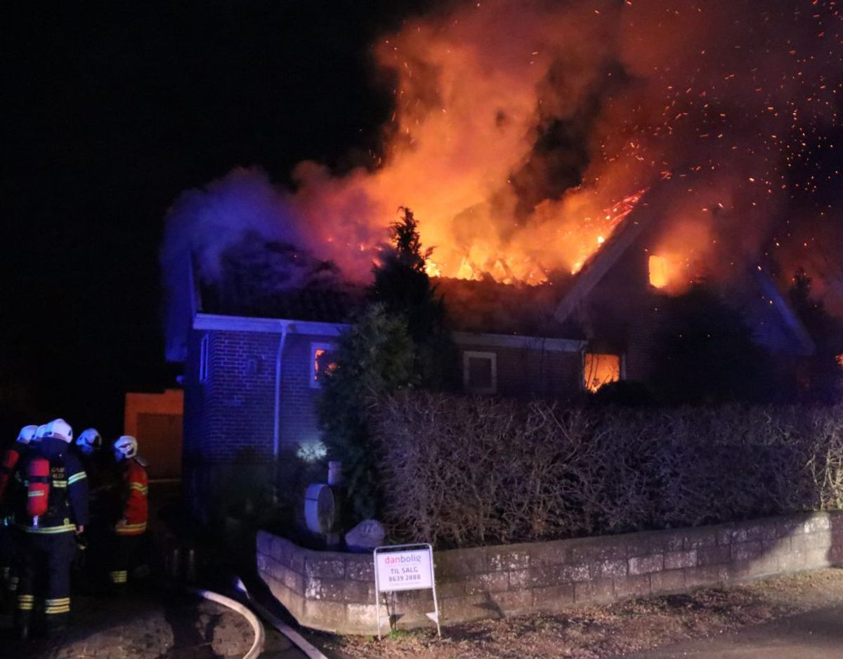 Alarmen lød tidligt om morgenen. Foto: Øxenholt Foto.