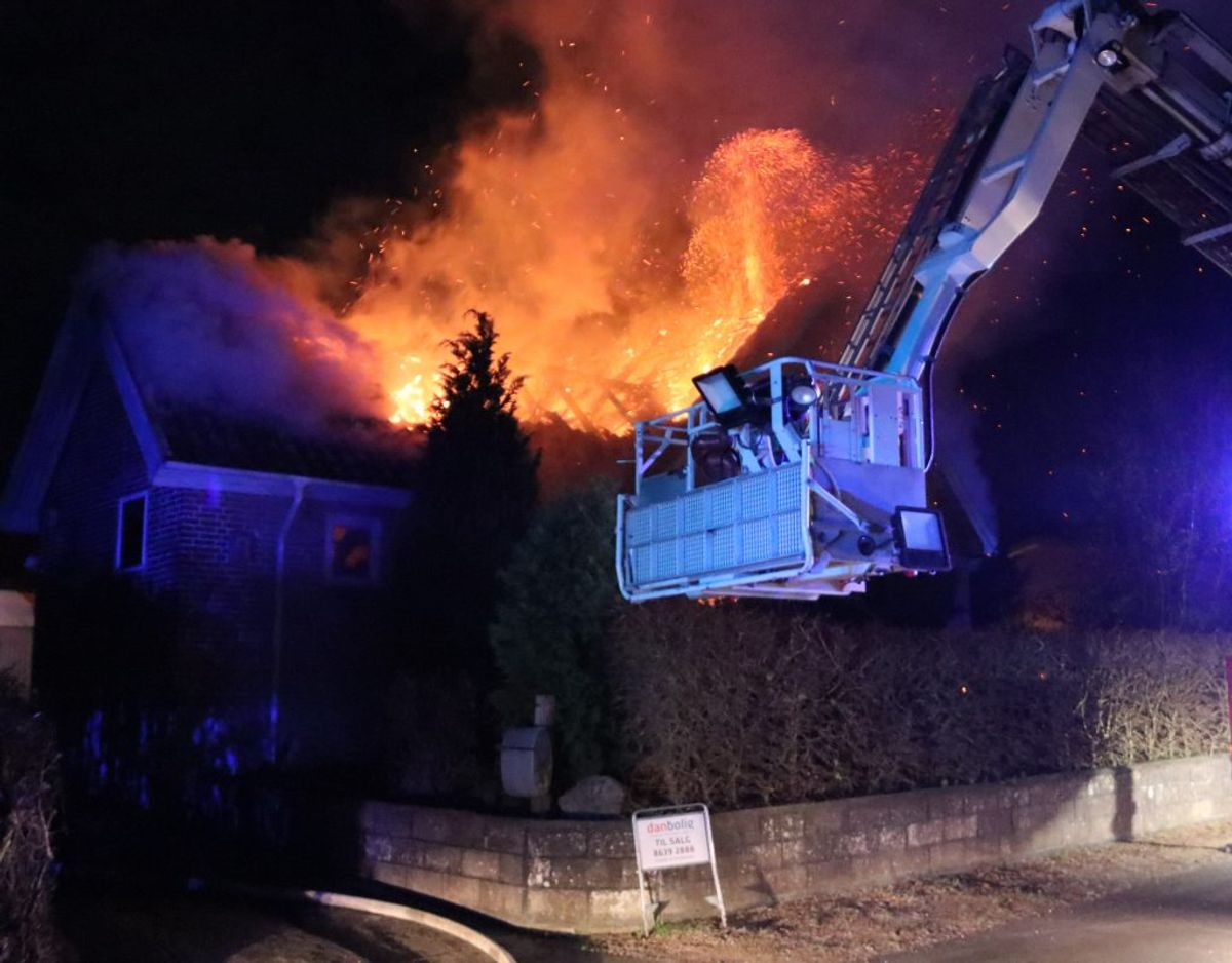 Alarmen lød tidligt om morgenen. Foto: Øxenholt Foto.