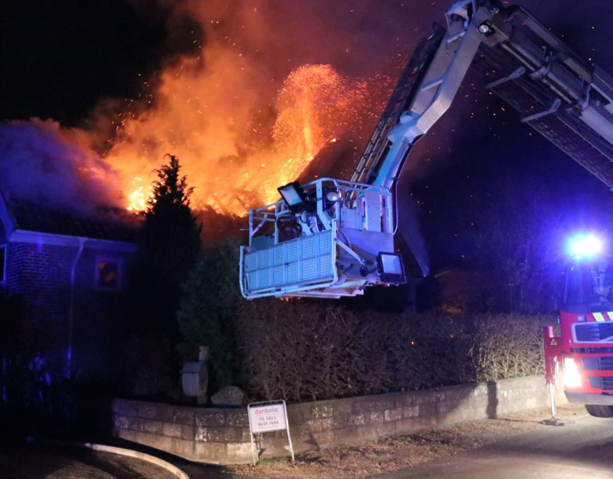 Alarmen lød tidligt om morgenen. Foto: Øxenholt Foto.