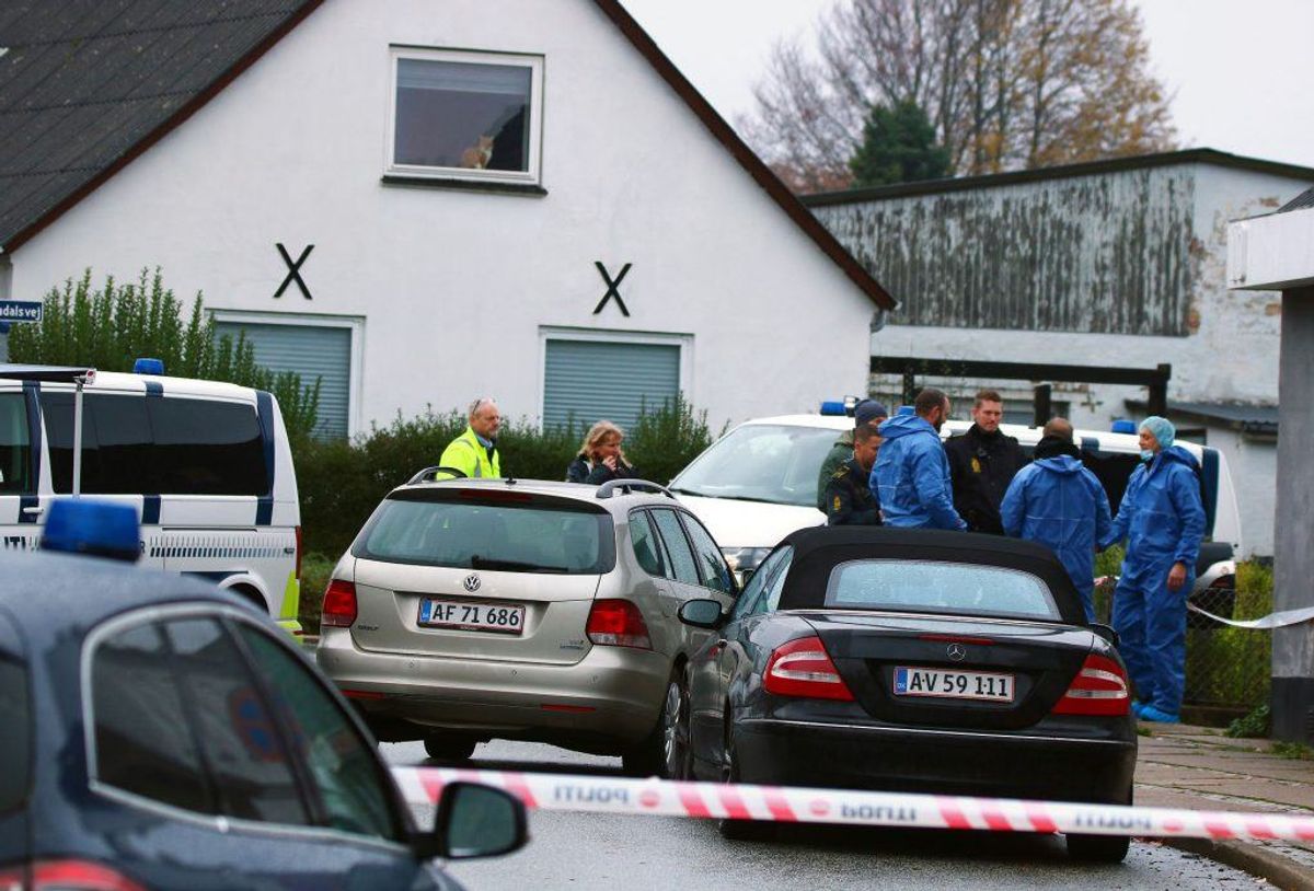 En 28-årig, der er sigtet for blandt andet drab, var timer inden i kontakt med Inger Støjberg. Det oplyser ministeren på sin Facebook-side. KLIK for flere billeder. (Foto: Alarm112midtjylland.dk/Ritzau Scanpix)