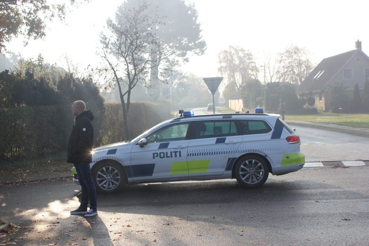 Brandvæsnet var massivt til stede for at slukke branden. (Foto: Presse-fotos.dk)