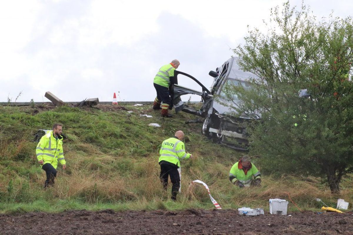 Så voldsomt så det ud 7. september, da betjenten blev dræbt. Nu er der samlet ind til hans efterladte. KLIK for flere billeder. Foto: Øxenholt Foto.