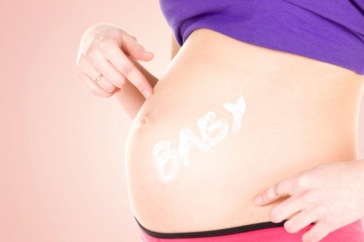 Under 30 år, gravid (passeret 12. svangerskabsuge): 11.282 kroner per måned. Foto: Colourbox.