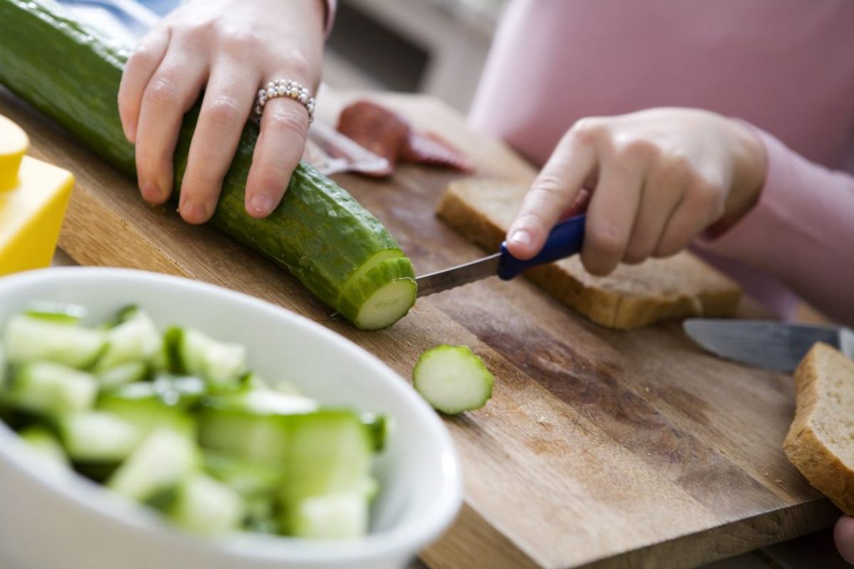 Ved at vælge økologisk slipper du dermed for tilsætningsstoffer som farvestoffer, konserveringsmidler og smagsforstærkere.