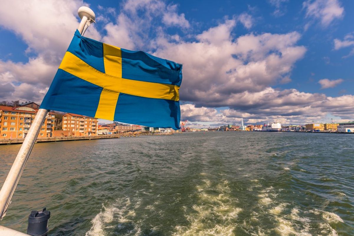 Kører man et smut over Øresundsbroen, må man betale 11,33 kroner for en liter benzin, og næsten det samme for en liter diesel – 11,22 kroner. (Foto: Iris)