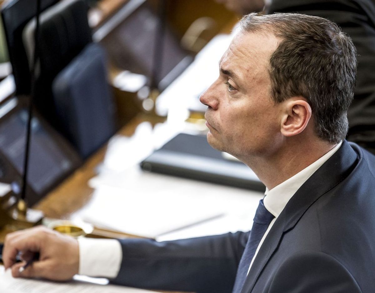 Tommy Ahlers (V) under Folketingets afslutningsdebat på Christiansborg den 30. maj. Deltagelse i TV-programmet Løvens Hule er ifølge pressesekretariatet for Ahlers ikke forenelig med livet som minister. (Foto: Mads Claus Rasmussen/Ritzau Scanpix)
