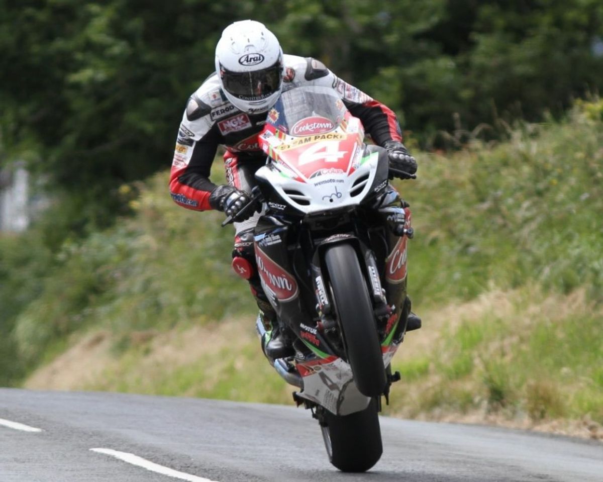 Dan Kneen døde med gashåndtaget i bund. Arkivfoto: IsleofmannTT.com