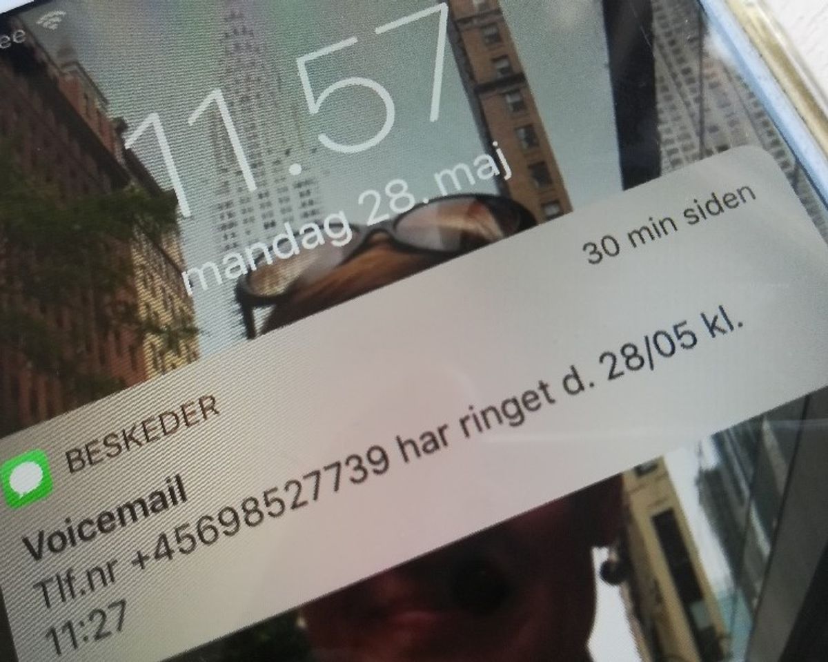 Hvis du bliver ringet op af telefonnummer 698527739 – med ni cifre ud over den danske landekode – +45 – så lad være med at tage telefonen. Foto: Jesper Werge/Newsbreak.dk