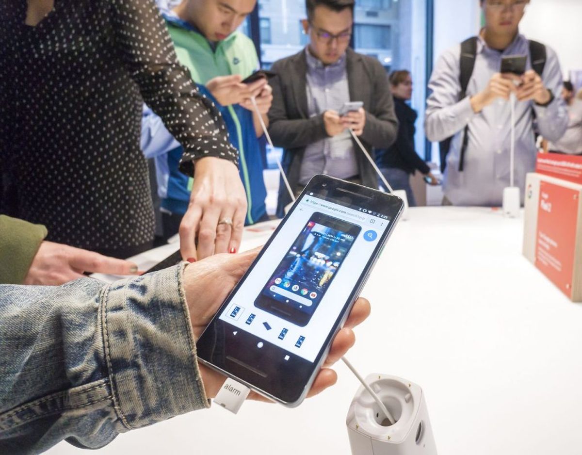 Google Pixel 2 XL får en samlet holdbarhedsscore på 4,3 ud af 10