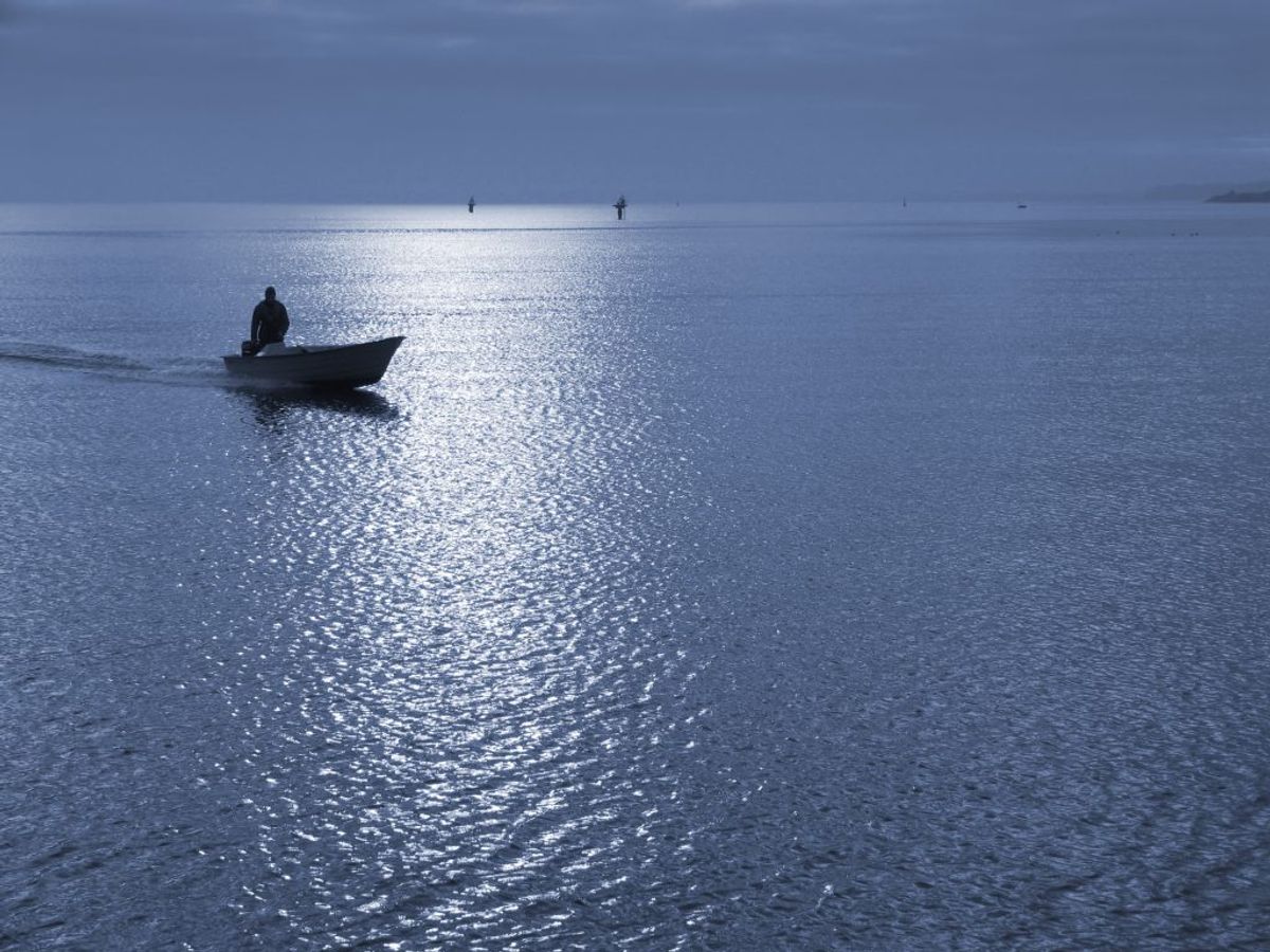 Man må ikke sprede asken over søer. Det skal være på havet. Foto: Scanpix