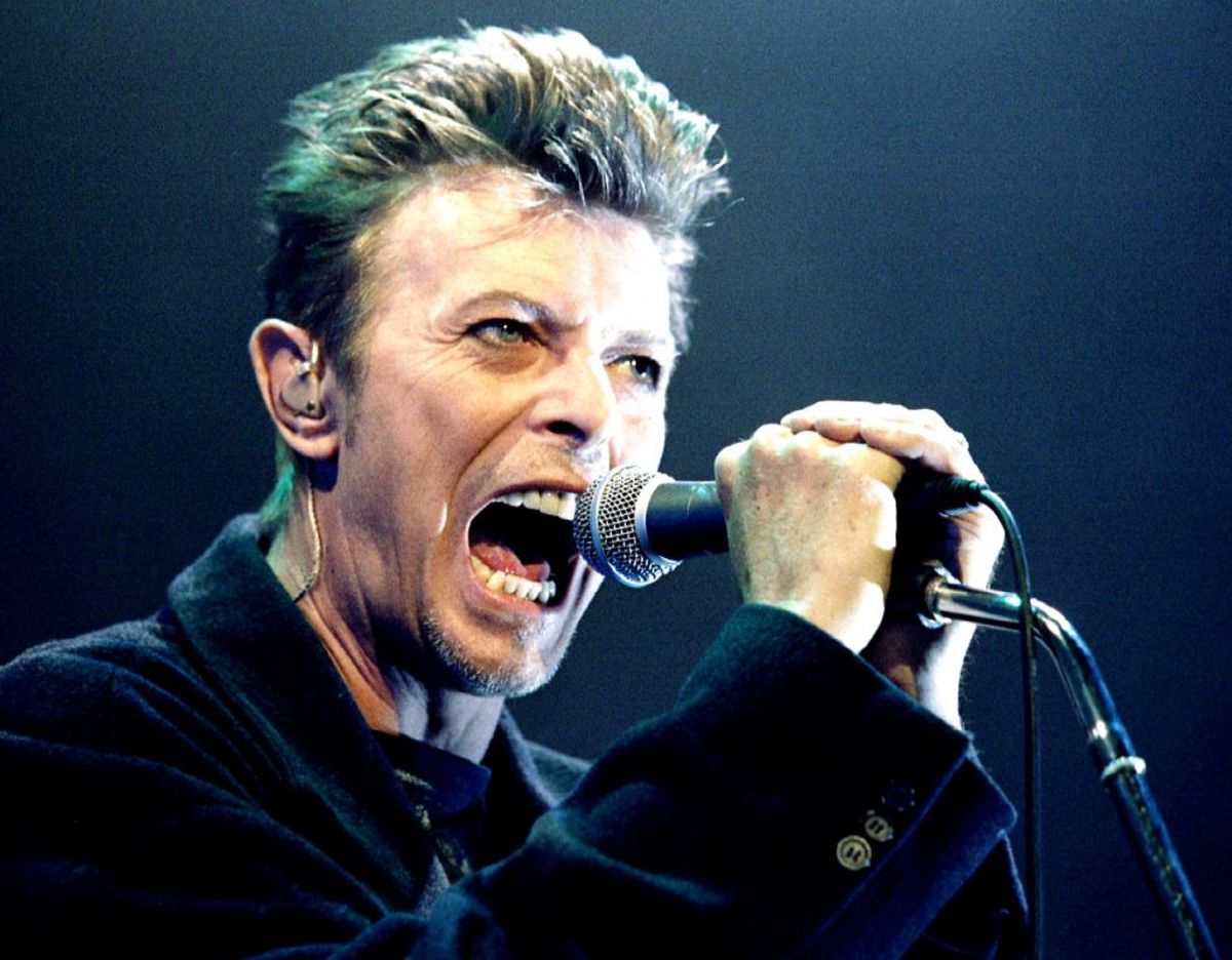 David Bowie er med på denne liste, fordi han i 1989 “Sound + Vision”, en opsamlingsplade med hans signatur i en unik trææske. Den findes kun i 350 eksemplarer, og derfor er den i dag op til 30.000 kroner værd. Foto: Scanpix/ Leonhard Foeger.
