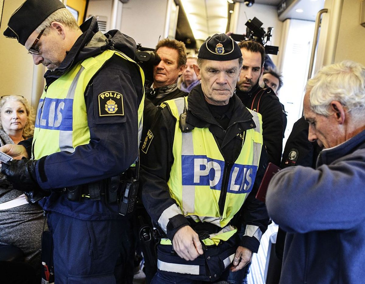 Skal man have pas med til Sverige – er der grænsekontrol og/eller paskontrol og kan man komme til Sverige uden pas? Om lidt er du lidt klogere. Arkivfoto: Simon Læssøe/Scanpix.