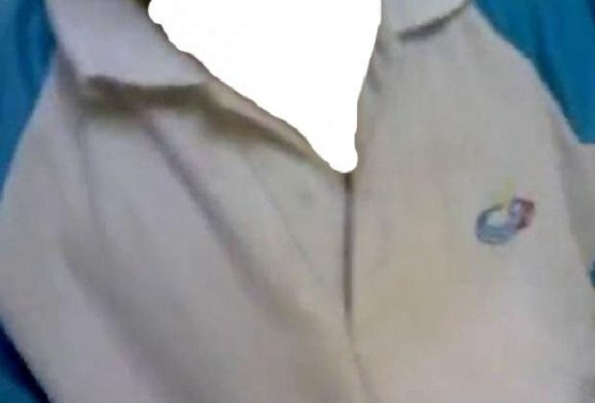 Kan du genkende denne polo-shirt og ved, hvor den sælges? KLIK og se flere billeder. Hjælp politiet med at finde gerningmændene. Foto: Europol