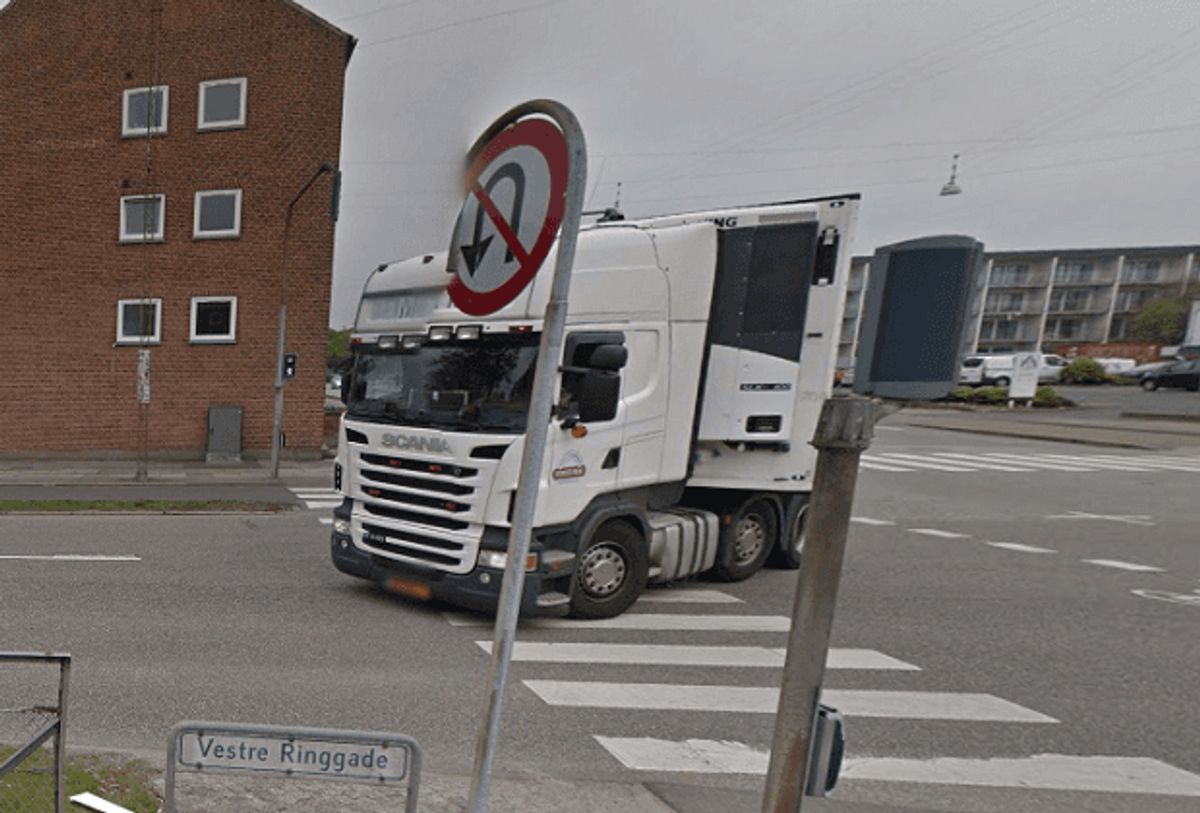 Vær særligt opmærksom på cyklister, når du skal svinge til højre eller venstre. Foto: Colourbox.