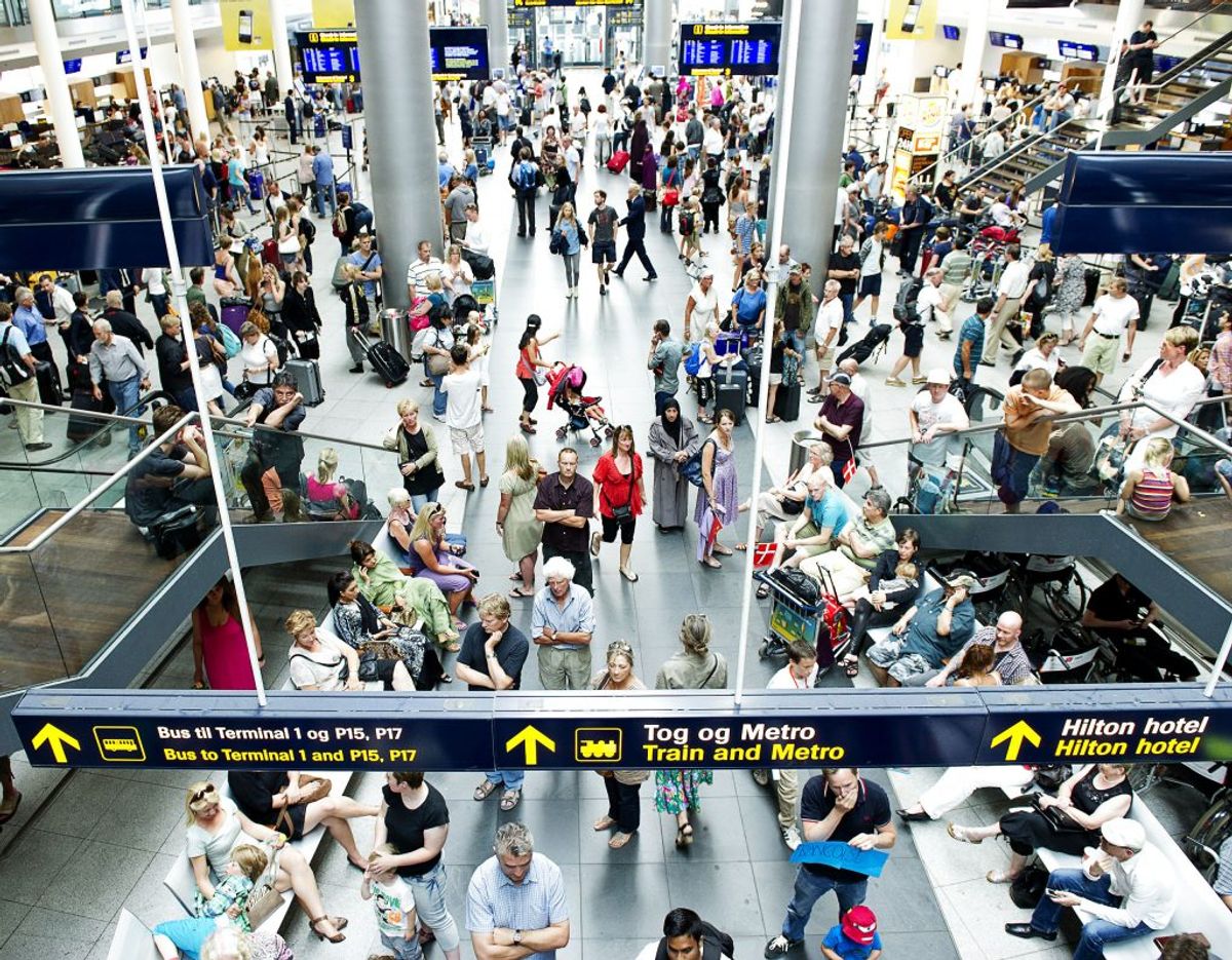 Har du styr på, hvad du må have med til Danmark fra en tur til udlandet? Arkivoto: Claus Bech/Scanpix GALLERI: OVERBLIK OVER HVOR MEGET DU MÅ HAVE MED TIL DANMARK FRA UDLANDET.