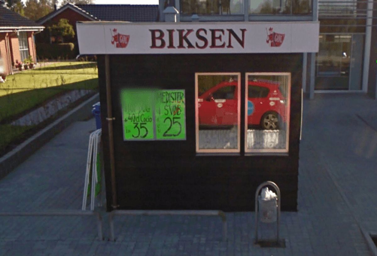 Biksen i Esbjerg har igen fået en sur smiley. Foto: Google Street View.
