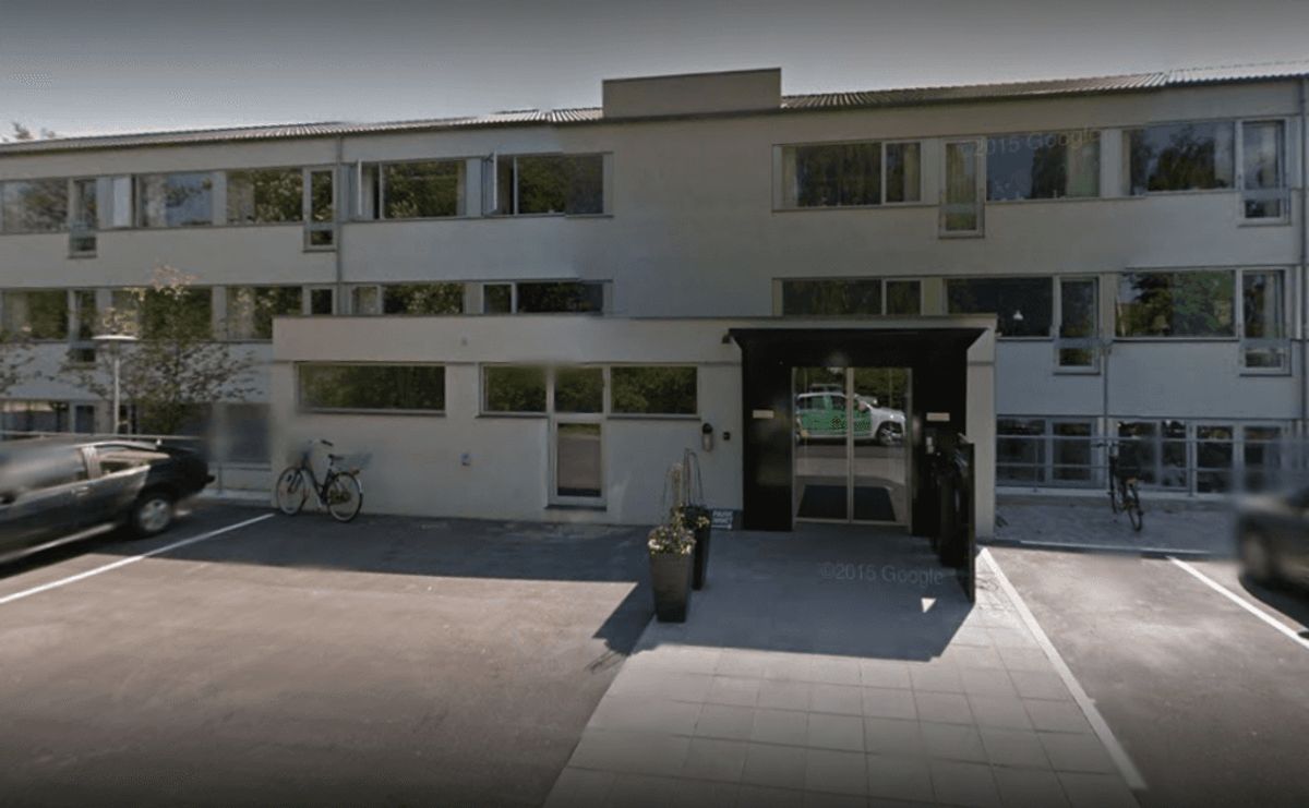 Det er festsalens køkken her på plejehjemmet, der er blevet lukket. Foto: Google Streetview