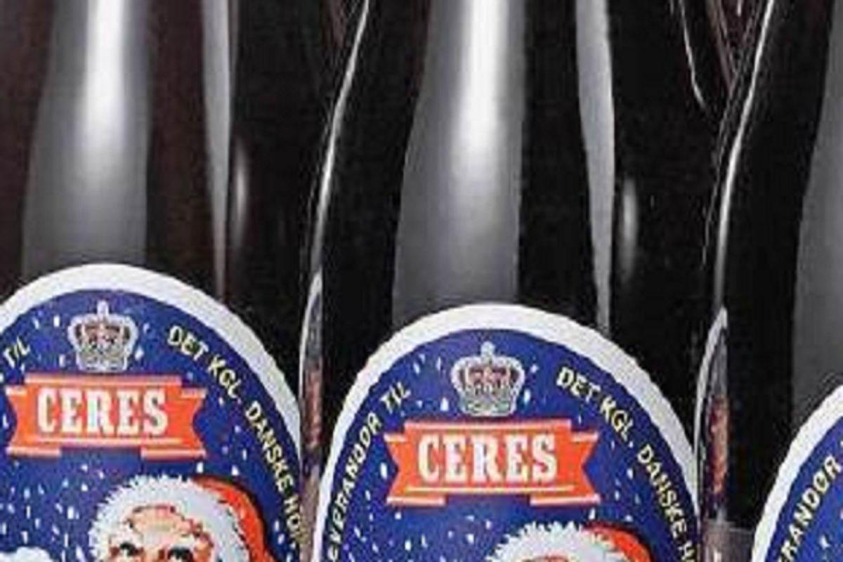 En juleøl kaldes nu tilbage. Der er fare for, der er glasskår i produktet. Foto: Royal Unibrew.