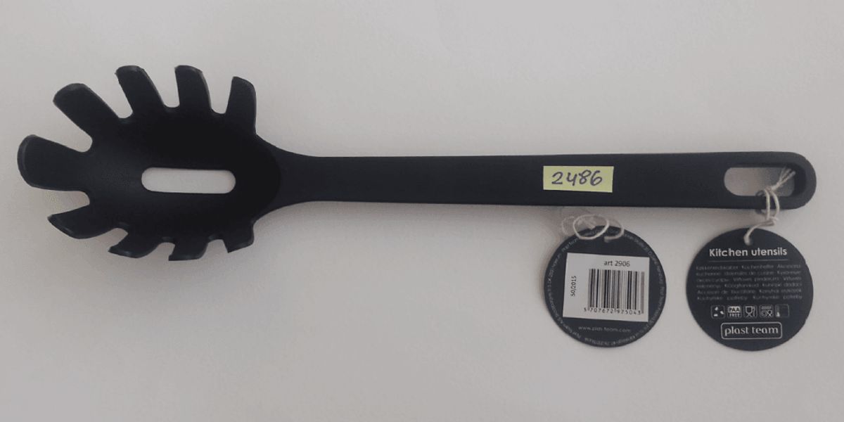 Sådan ser Gilleleje Spaghetti Spoon ud. Den trækkes tilbage, sammen med 10 andre produkter, som du kan se ved at gennemgå galleriet. Foto: Fødevarestyrelsen.