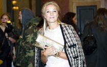 Topløs Caroline Fleming deler feriebilleder