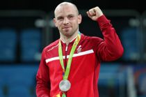 Scorer ny stor UFC-kontrakt