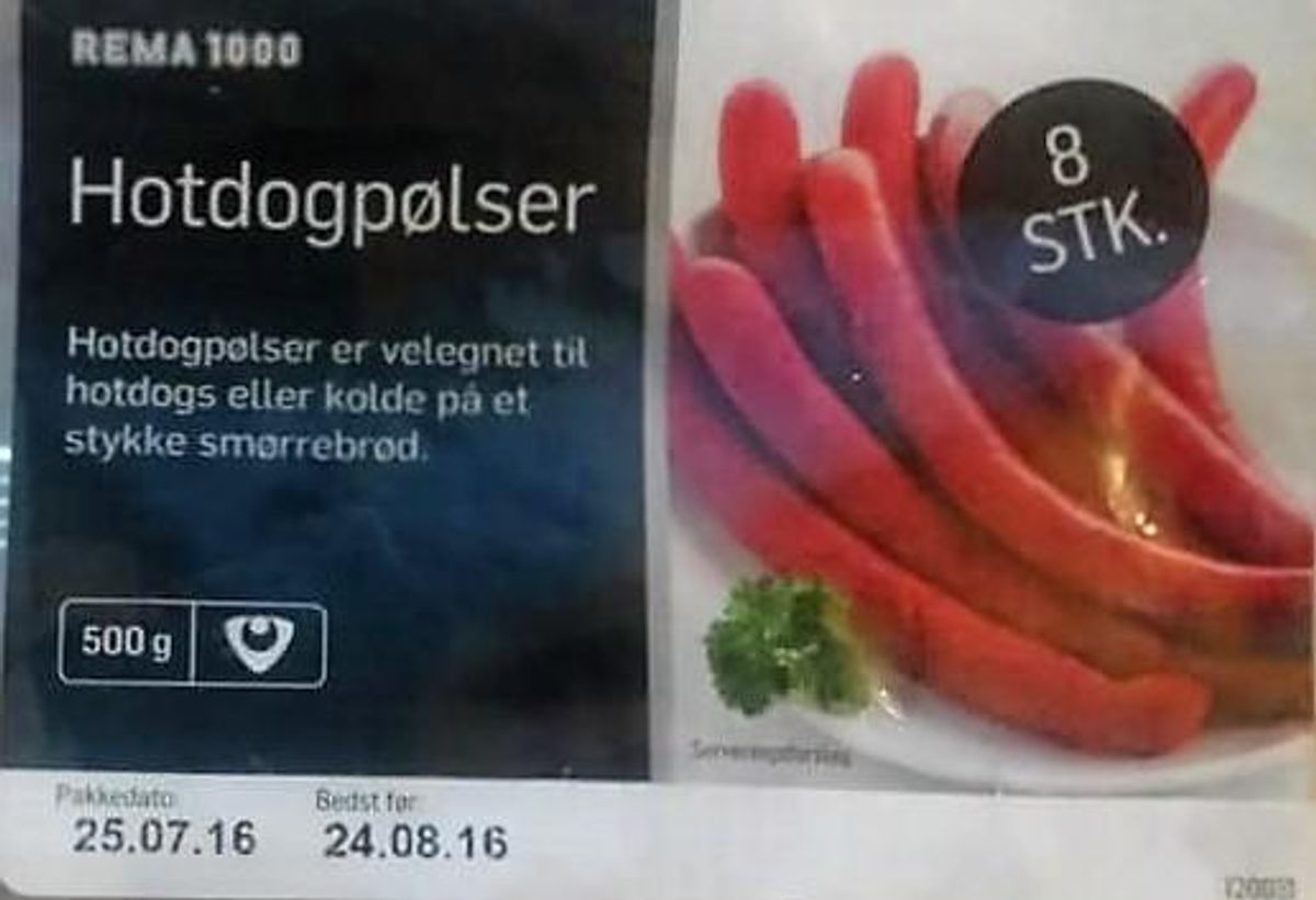 Det var i disse pølser, Anja og hendes familie fandt to stykker plastik. Klik videre for at se et billede af plastikstykket. Foto: Anja Pedersen.