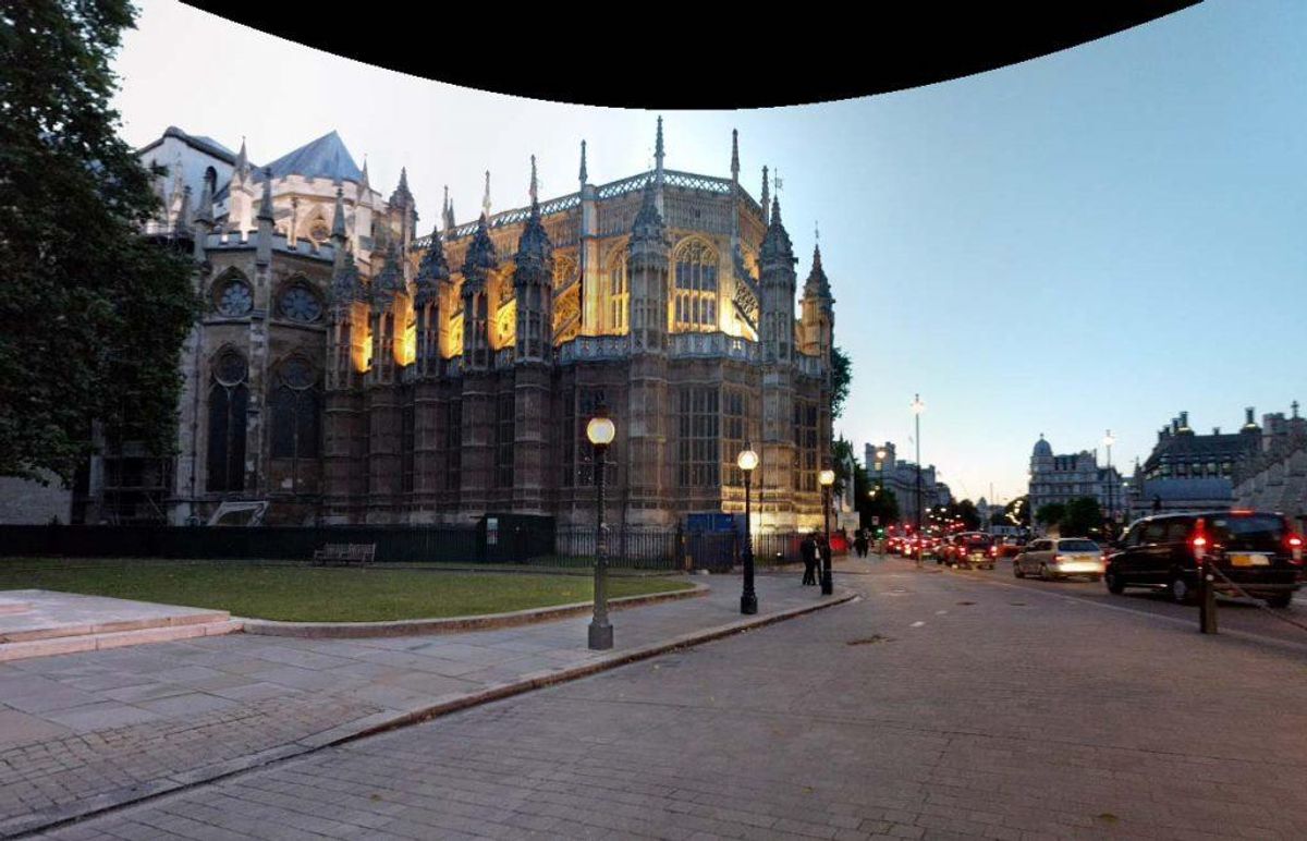 En mistænkelig pakke udløste alarm i det britiske parlament. Foto: Google Streetview.