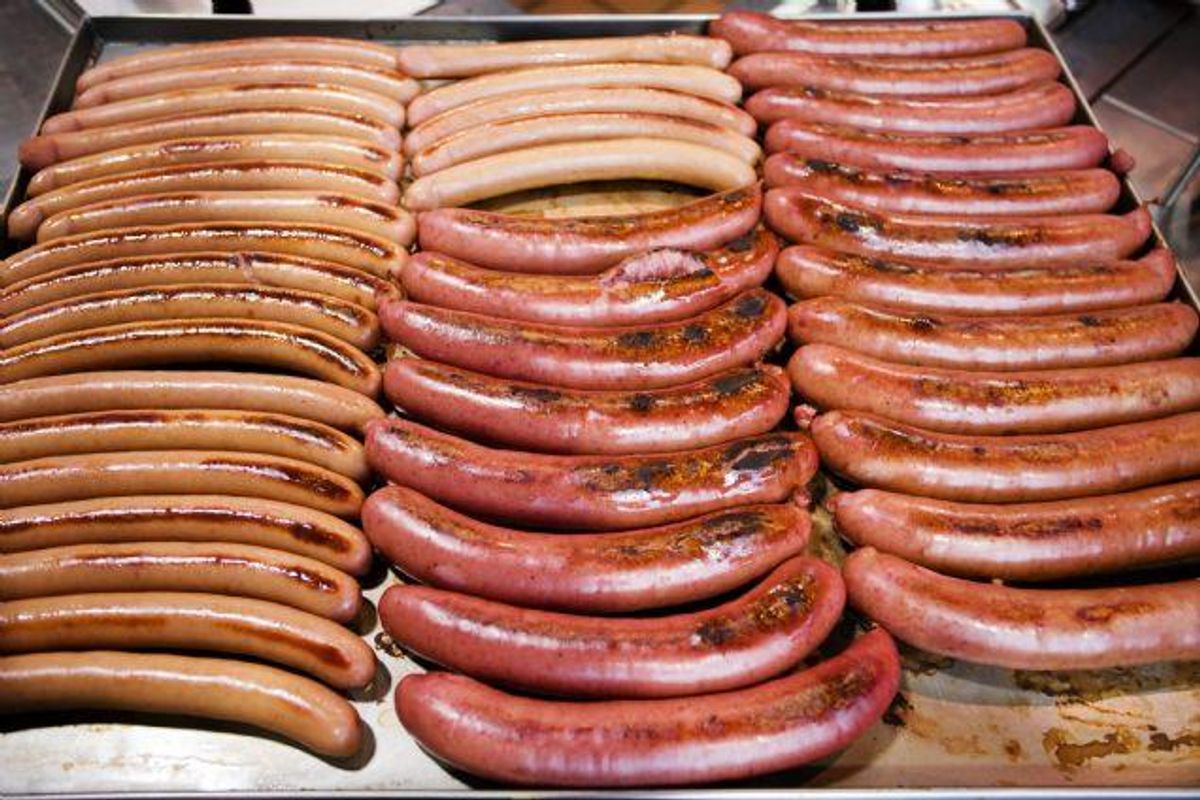 19 pølseprodukter fra Tican Fresh Meat A/S trækkes tilbage, fordi det ikke kan udelukkes, at de indeholder metalsplinter. Foto: Ty Stange/Scanpix