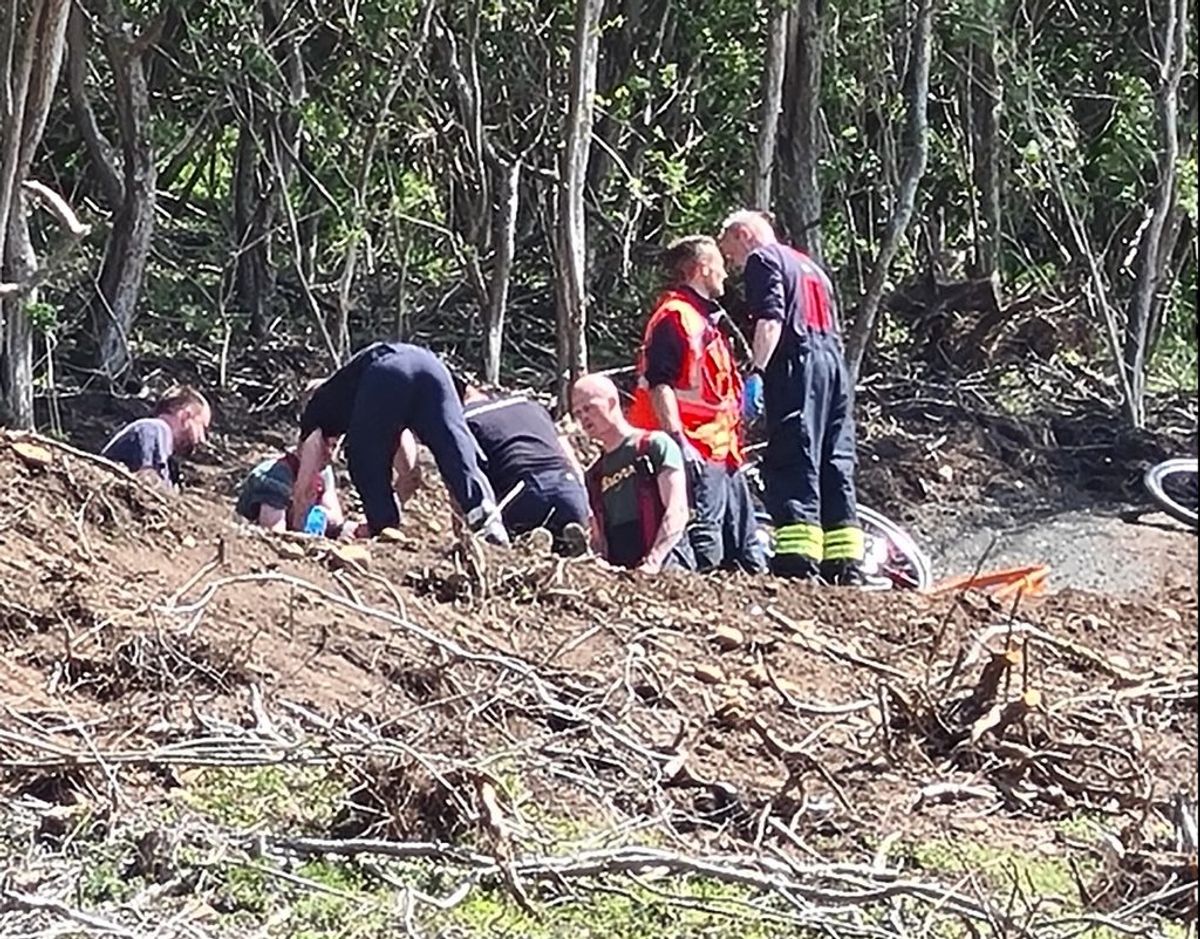 En mountainbiker er kommet til skade efter et styrt ved en skrænt. Foto: Presse-Fotos.dk