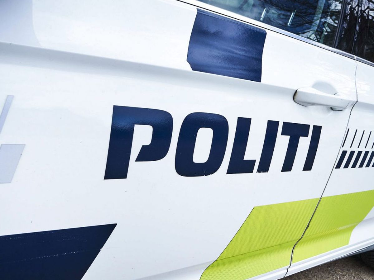 Flere “syrebomber” kastet på skole i Odense. Foto: Scanpix.