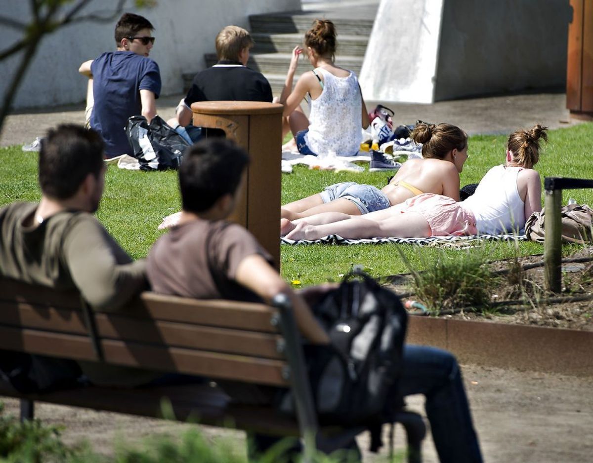 Hvis alt falder på plads, er der udsigt til 20 graders varme flere steder i landet både søndag og mandag. Foto: Scanpix.