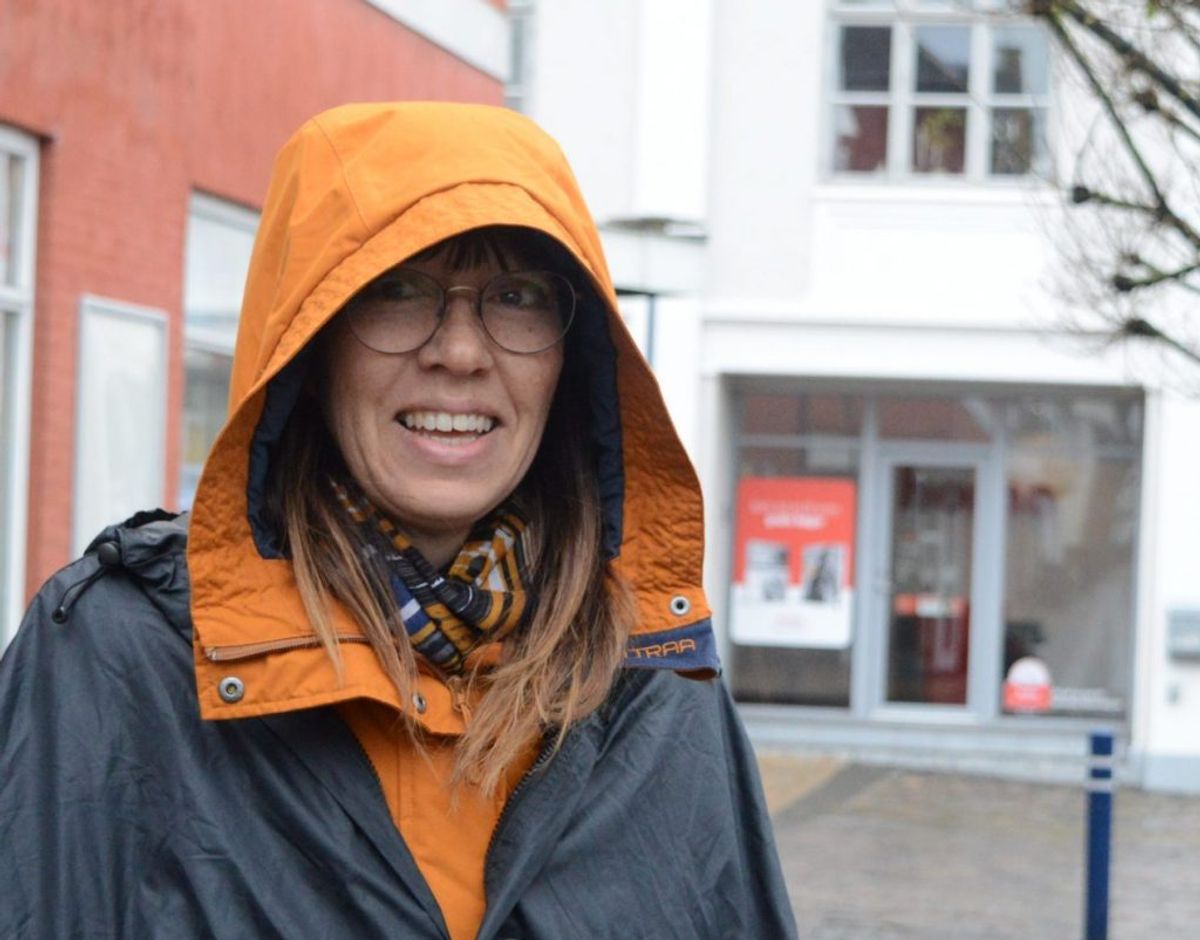– De har også gået og smadret ruder nede på skolen. Og det er jo dyre ting, der ryger sig en tur. Foto: Morten Hermansen.