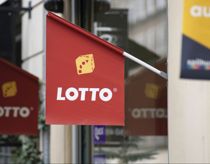 Fire lotto-millionærer efterlyses