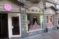 Slikbutik politianmeldt: Søde sager destrueret